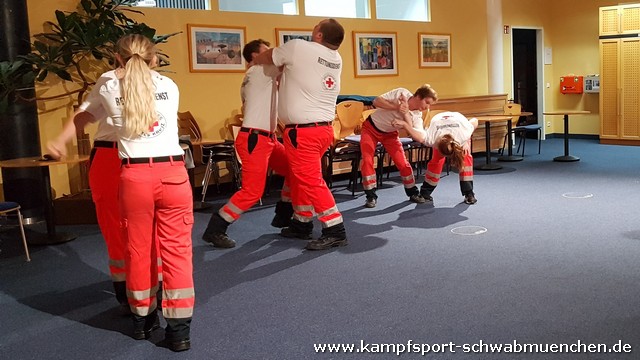 SV_Lehrgang Notfallsanitaeter_2019_008.jpg